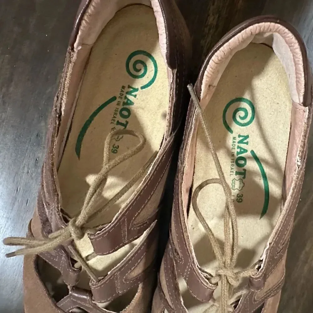 Naot Koru Timu/ 11147 Antique Brown/Toffee Brown Suede Leather Flats size 39 / 8